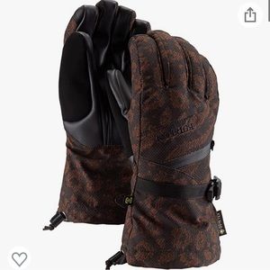 NWT Women's Burton GORE-TEX Gloves (size small)